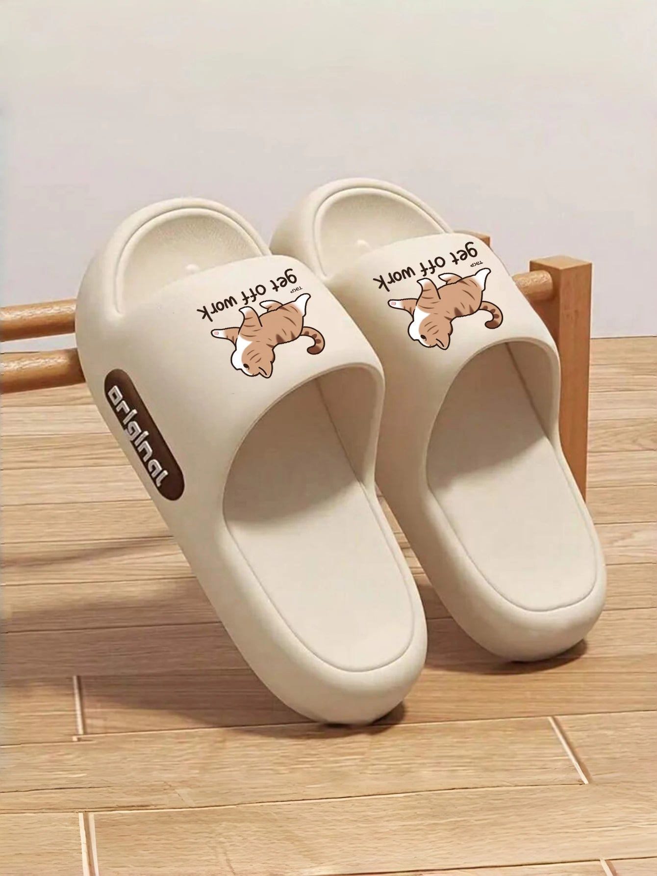 Summer Innovative Design Eva Men's Shoes, Soft and Lightweight Home Slippers, Suitable for Indoor and Outdoor Leisure Activities
