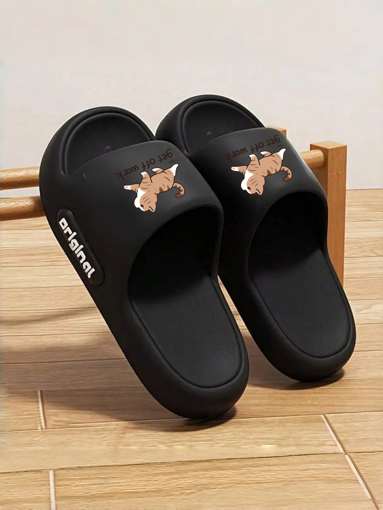 Summer Innovative Design Eva Men's Shoes, Soft and Lightweight Home Slippers, Suitable for Indoor and Outdoor Leisure Activities