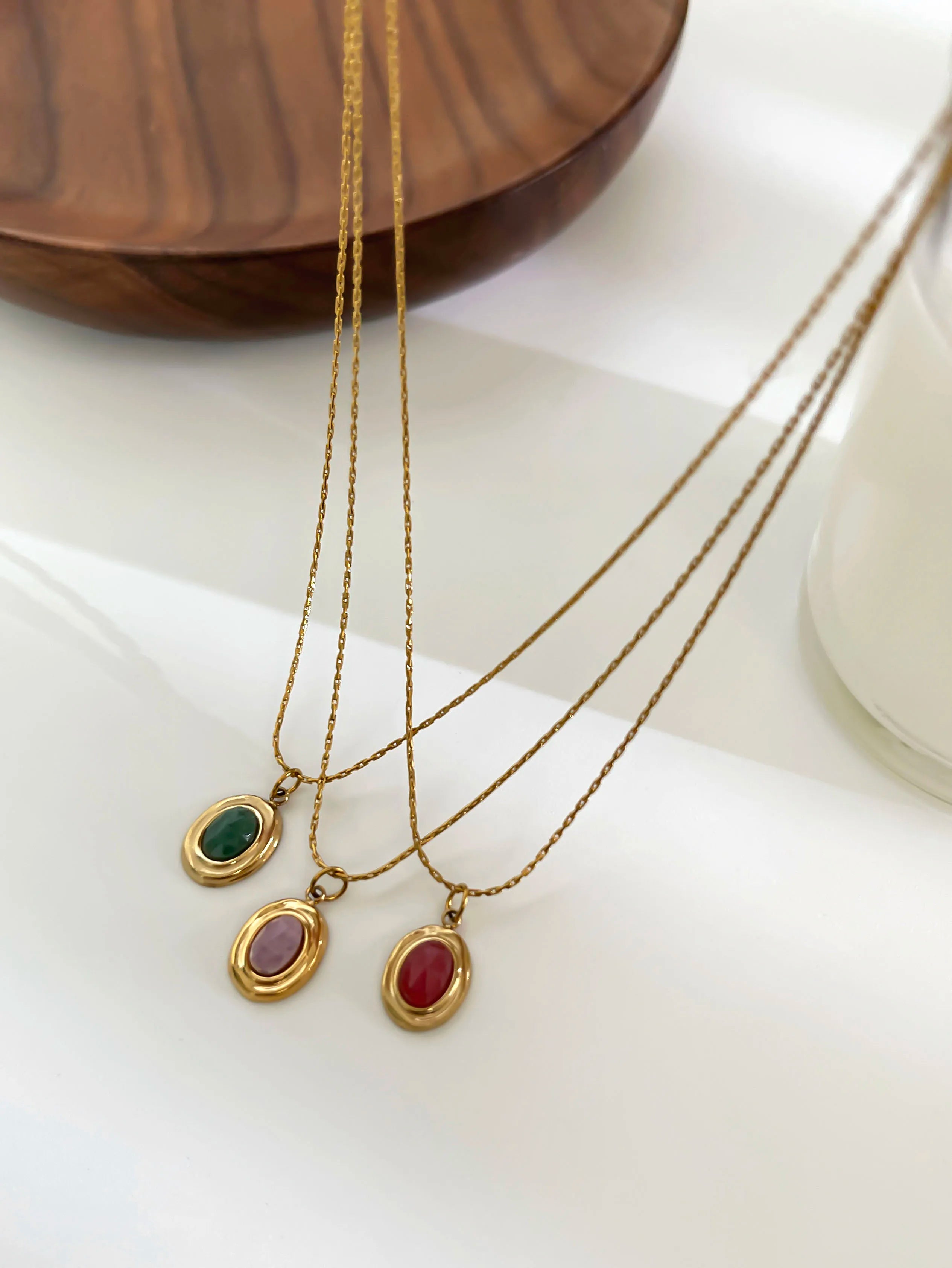GHIDBK Fashionable Stainless Steel Natural Stone Pendant Necklace Gold-Plated Women's Party Dailys Versatile Jewelry Gifts