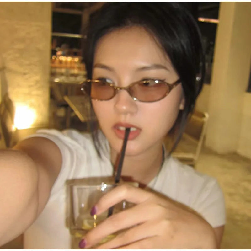 Women‘s Small Oval Sunglasses UV400 Protection Mini Shades Y2K Retro Tiny Slim Oval Frame Glasses for Men Women Daily Wear