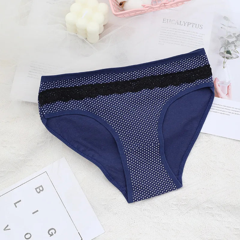 5 Pieces of Women's Sexy Underpants Student Cute Mid Waist Underpants Breathable and Soft Lace Edge Decorative Underwear Sexy