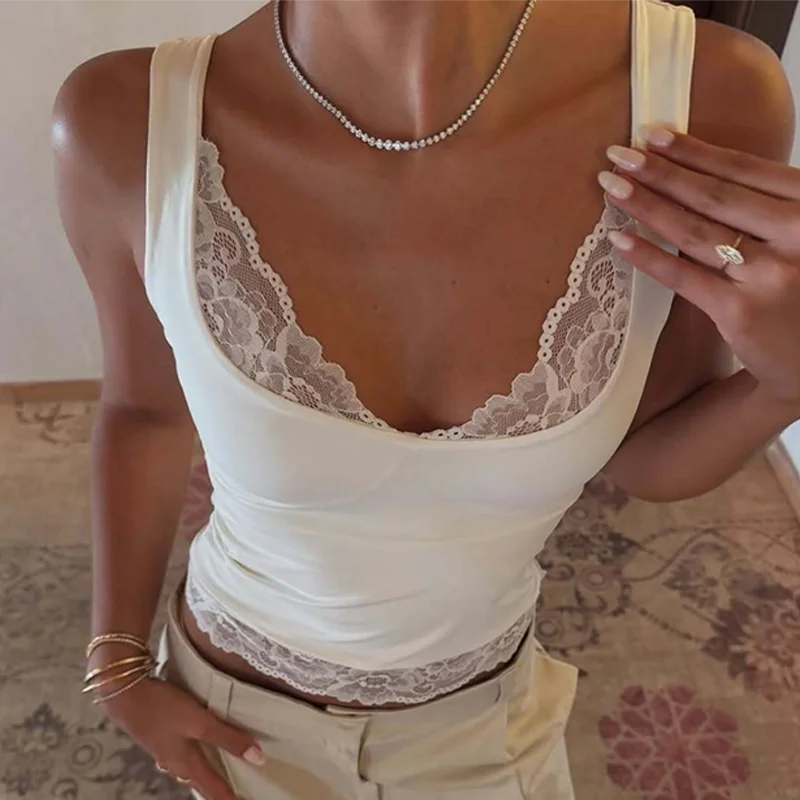 Hugcitar 2026 Fashion Square Neck Patchwork Lace Straps Sexy Crop Tank Top Spring Summer Women Clothes Holiday Streetwear Club