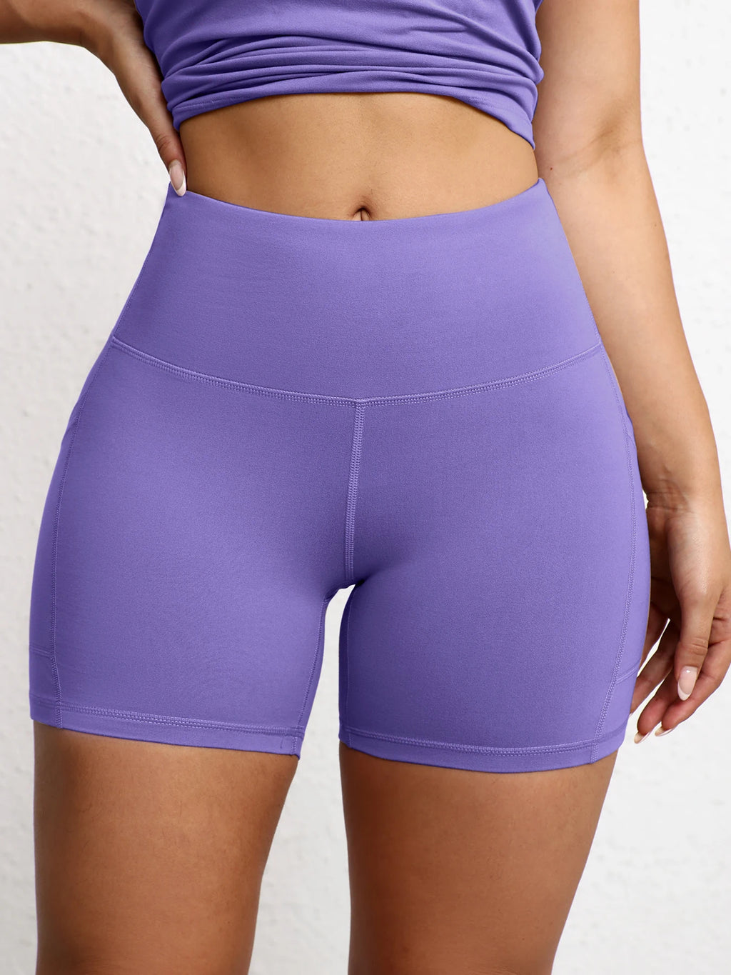 2 Pieces Yoga Suit For Women Seamless Fitness Gym Clothes Halter Sports Bra Matching Impact Shorts Workout Sets Gym Set Outfit