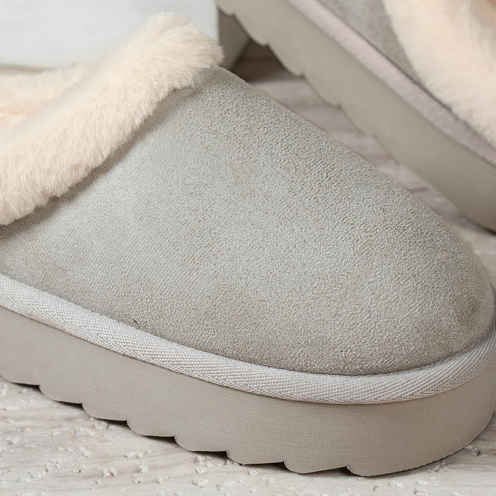Winter fashion women's fluffy thick-soled casual shoes, thick-soled indoor anti-slip and warm with fur lining