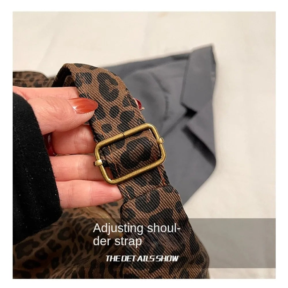 Trendy Casual Soft Textile Women's Shoulder Bag Large Capacity Leopard Print Female Retro Crossbody Bag For Commute Outings