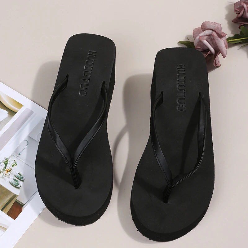 Lightweight Wedges Flip Flops for Women 2025 Summer Thick Bottom Beach Slippers Woman Comfortable Clip Toe Sandals Female