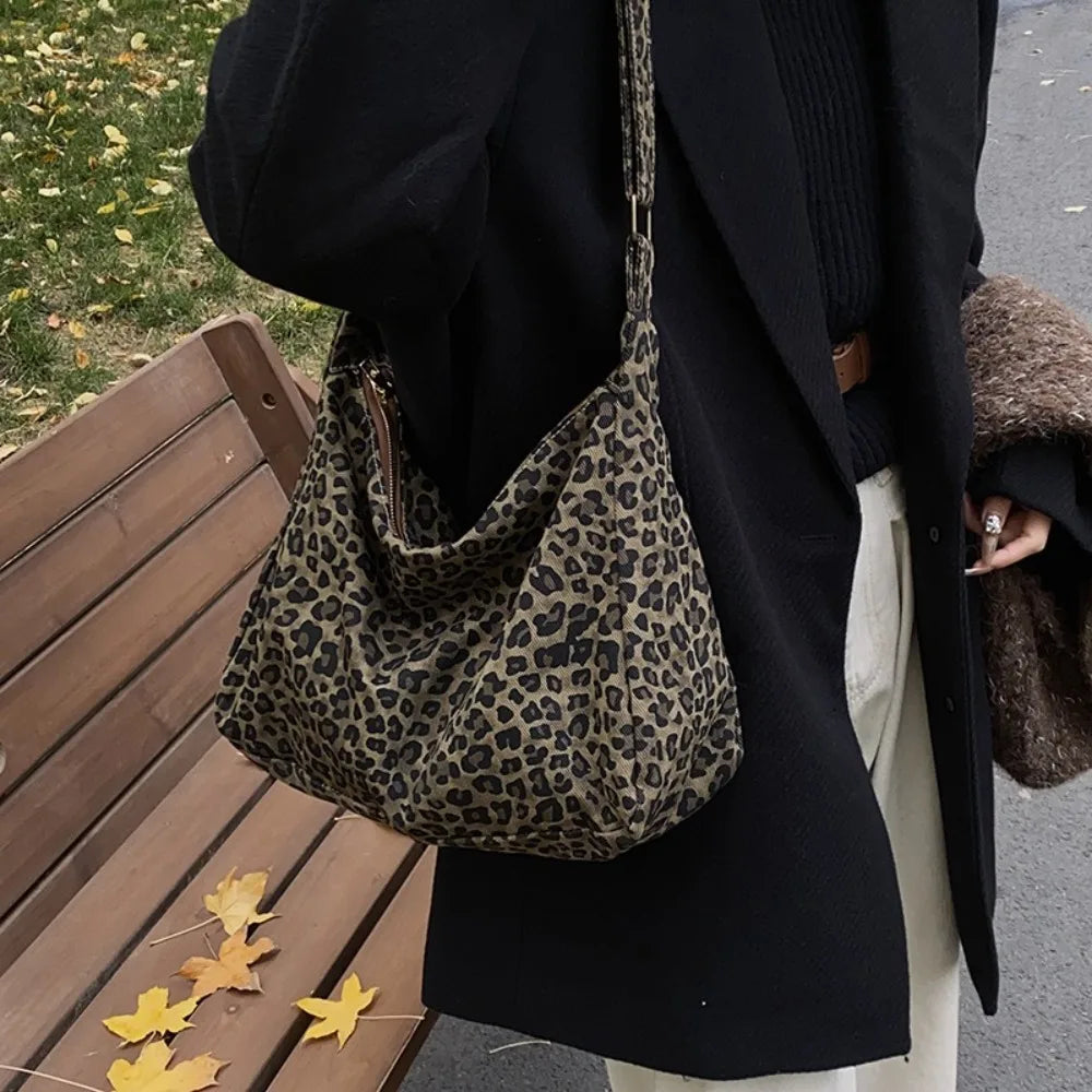 Trendy Casual Soft Textile Women's Shoulder Bag Large Capacity Leopard Print Female Retro Crossbody Bag For Commute Outings