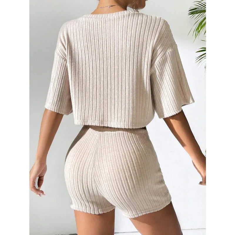 Women's Spring and Summer Fashion Short Crew Neck T-Shirt Top Shorts Two-piece Set Women's Womens Two Peice Sets