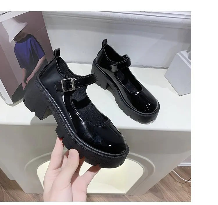 Lolita Shoes Japanese Girl Platform Black high heels fashion Round Toe Mary Jane Women Patent faux Leather Student Cosplay Shoes