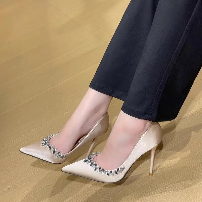 Mingyuan Style Fresh and Pure Temperament High Heels 2026 New Style Rhinestone Pointed Toe Versatile Skirt Single Shoe for Women