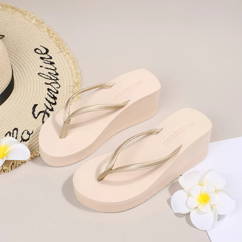 Lightweight Wedges Flip Flops for Women 2025 Summer Thick Bottom Beach Slippers Woman Comfortable Clip Toe Sandals Female