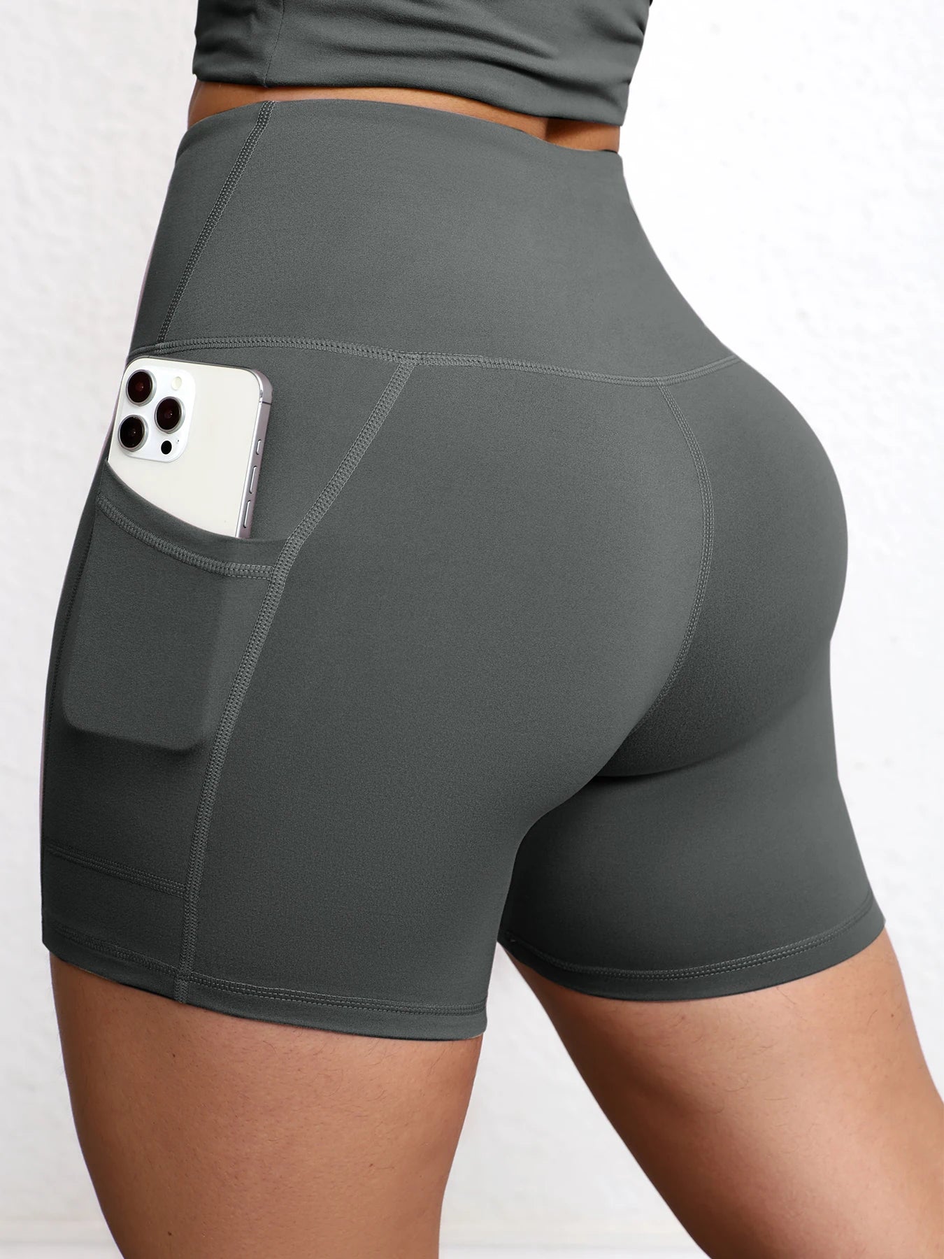 2 Pieces Yoga Suit For Women Seamless Fitness Gym Clothes Halter Sports Bra Matching Impact Shorts Workout Sets Gym Set Outfit