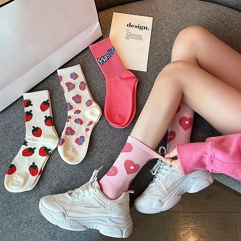 Cute Harajuku Strawberry Love Sweet Socks Middle Tube Breathable Fashion Autumn And Winter Casual Socks