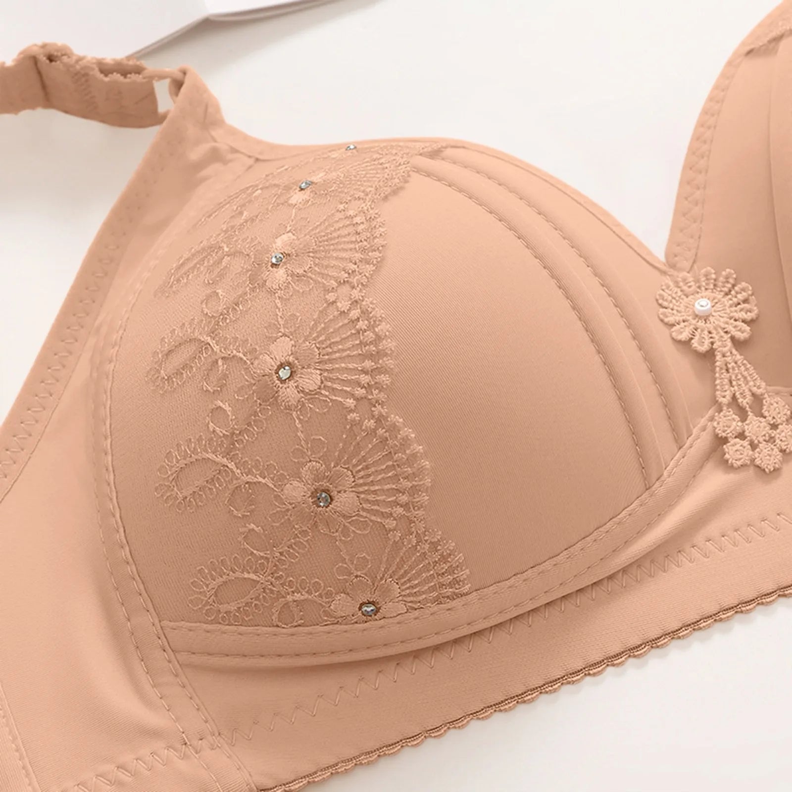 Women Bralette No Underwire Adjustable Shoulder Strap Breathable Push Up Middle-aged Ladies Wireless Bra Female Soft Underwere