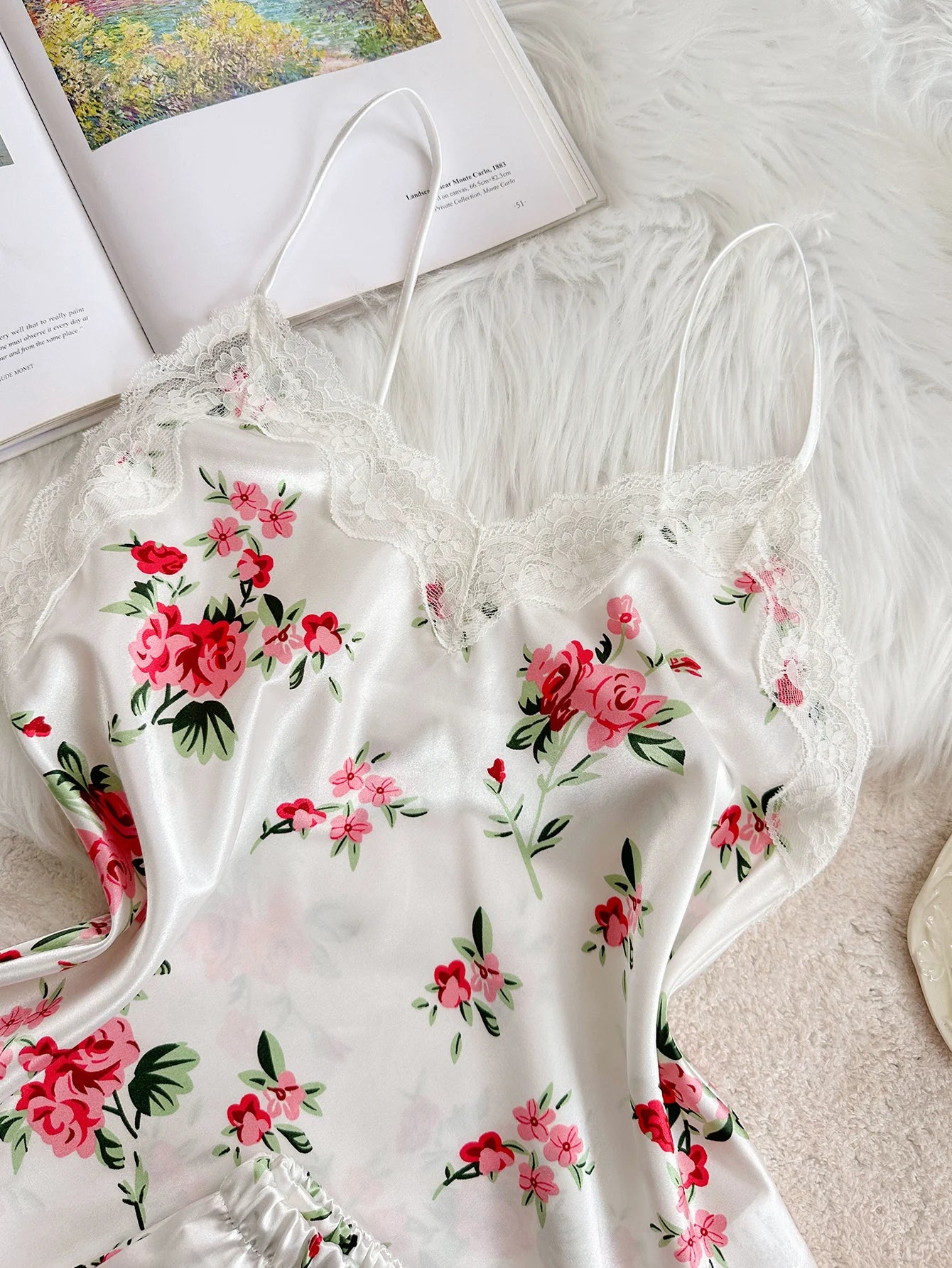 Women 2 Piece Set Elegant And Romantic Printed V Neck Lace Top And Pants Comfortable And Breathable Women's Clothing