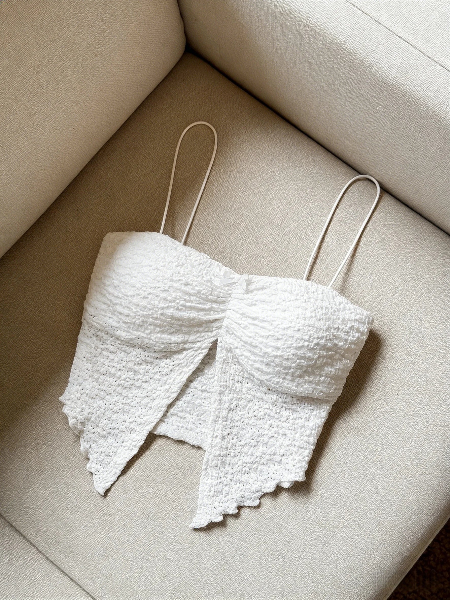 Women Textured Spaghetti Strap Cami Top Casual Bow Decor Asymmetrical Hem Crop Top