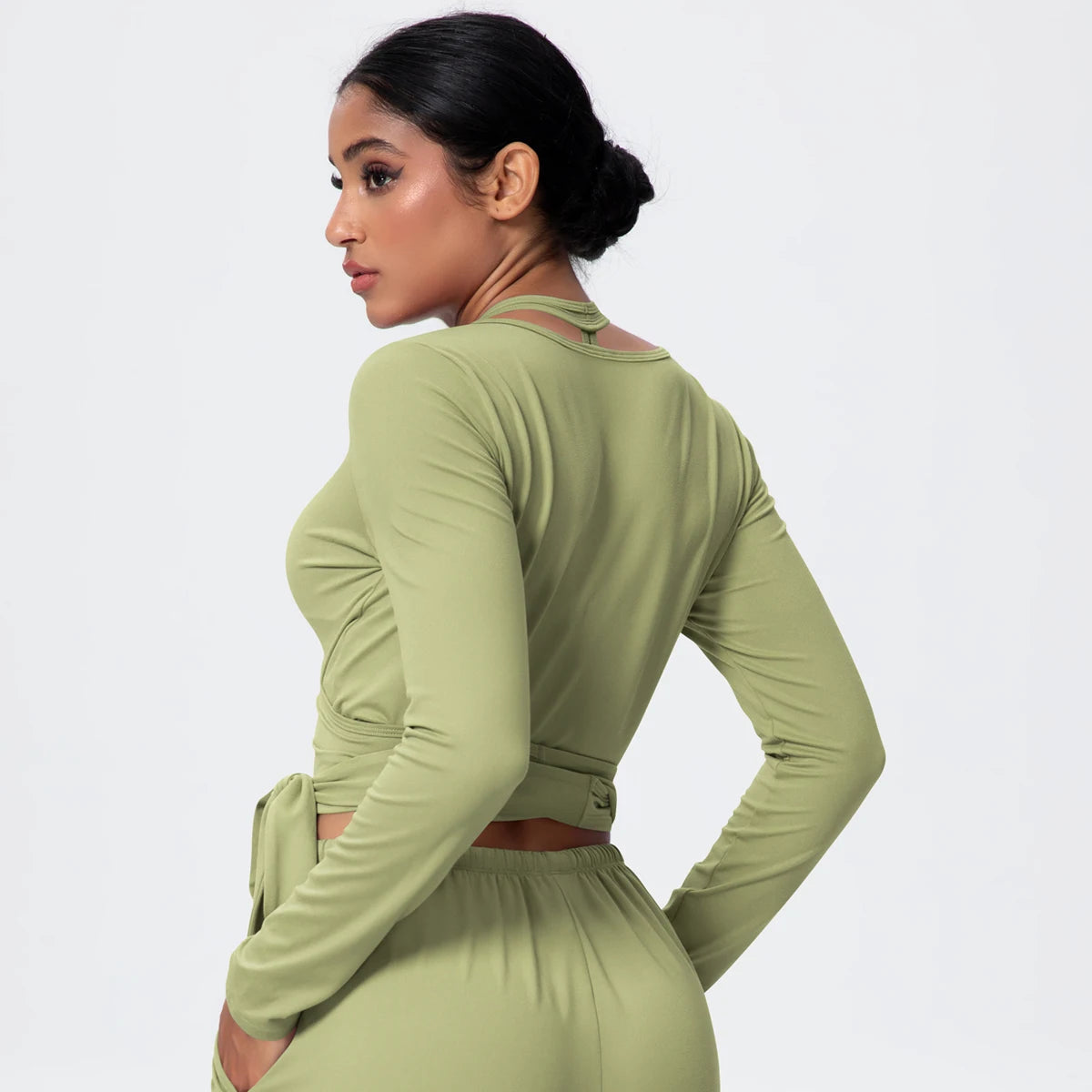 Women Slim Breathable Sports Top Women Active Wear Sports Yoga Long Sleeved Solid Color Running Shirts Straps Design Yoga Top
