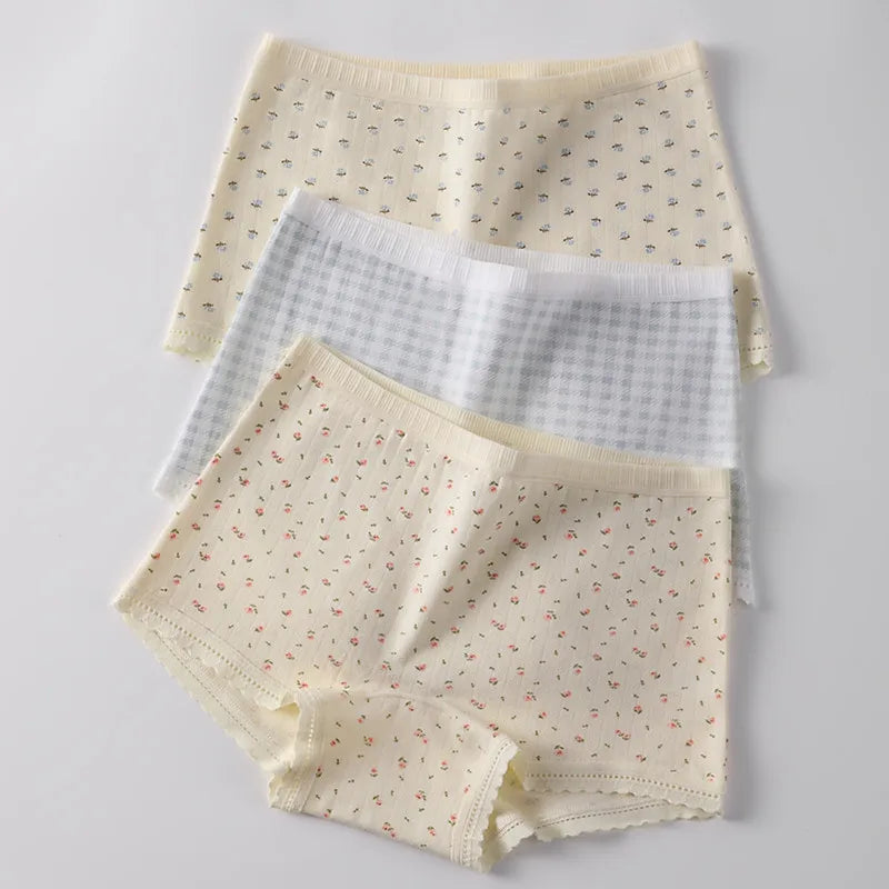 Women's Breathable Lace Panties Traceless Boxer Briefs Soft Mid-Rise Comfortable Underwear Sexy Intimates