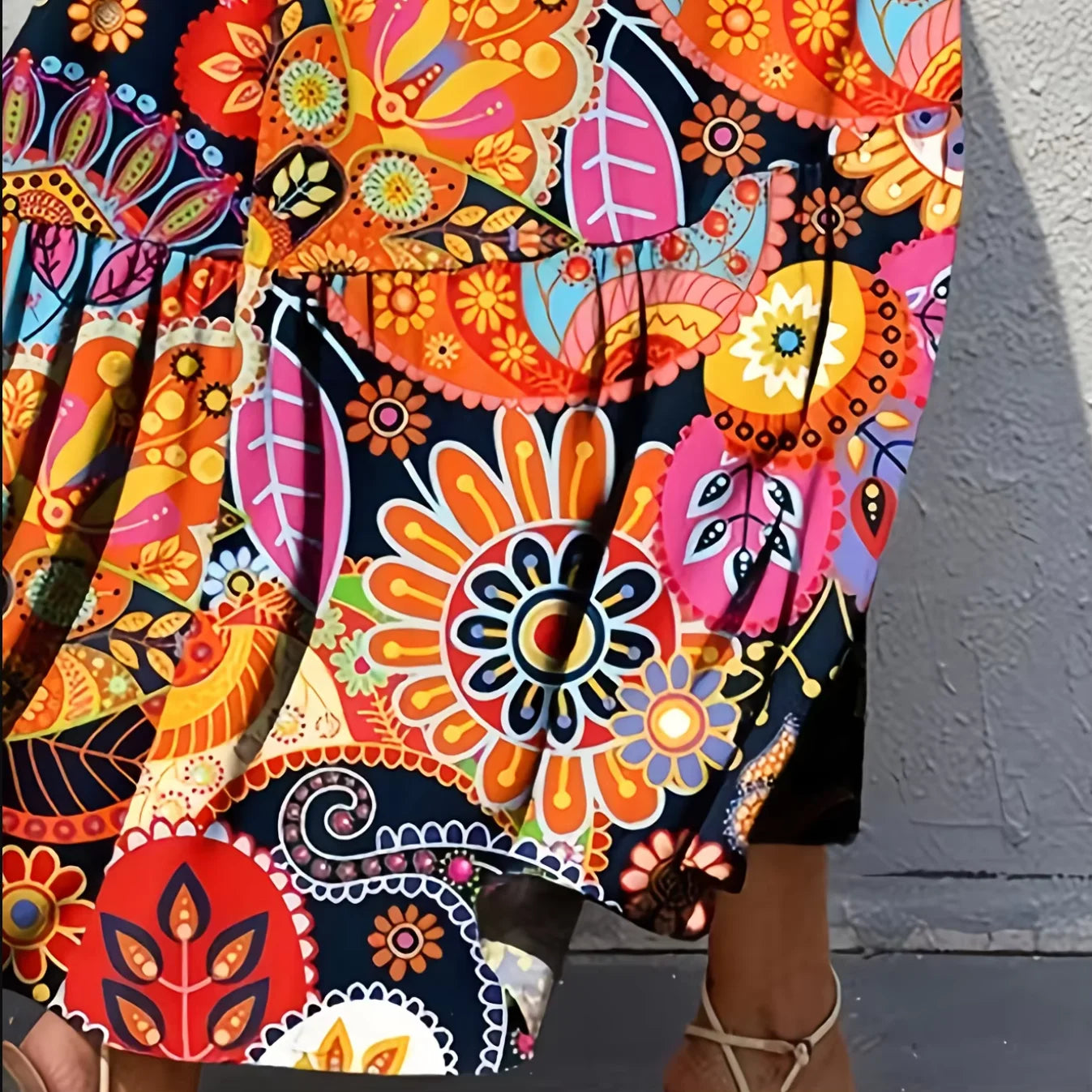 2026 Spring/Summer European & American Women's New Arrival Retro Printed Dress, V-Neck Slimming A-Line Dress for Casual