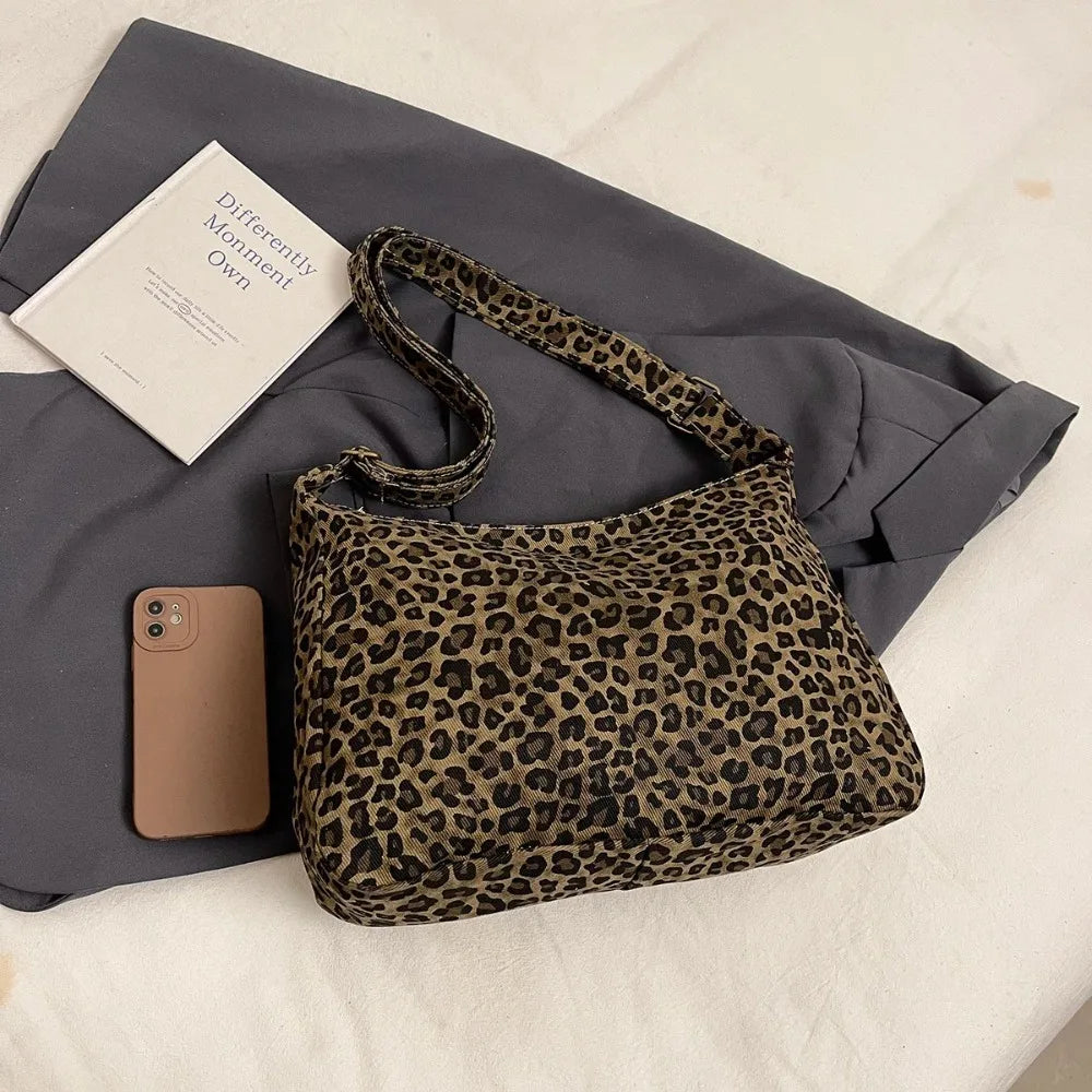 Trendy Casual Soft Textile Women's Shoulder Bag Large Capacity Leopard Print Female Retro Crossbody Bag For Commute Outings