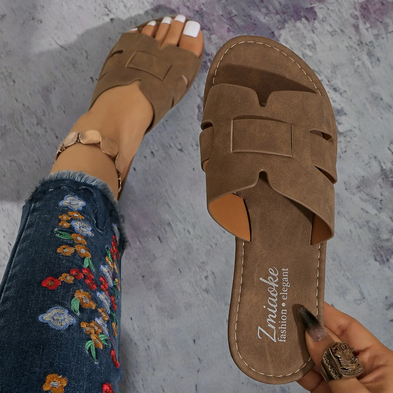 Summer Women Casual Anti-slip Slippers Comfortable Outdoor Sandals Flat Slippers Elegant Fashion Designer Shoes Slides Women